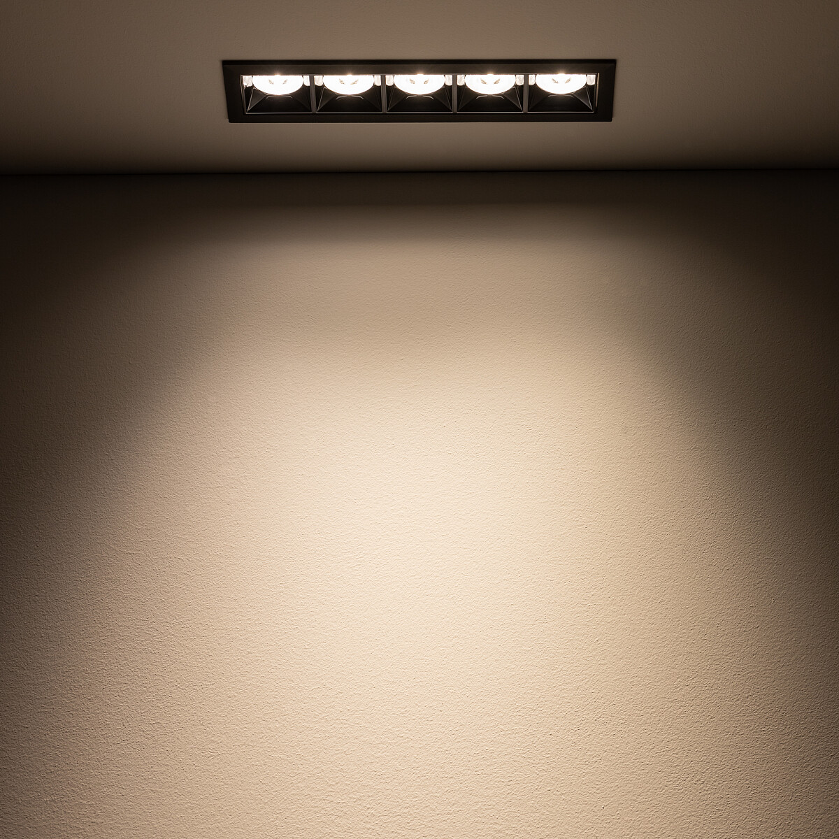 Încastrat LINEAR LUMINAIRE MIDI LED Detail 2