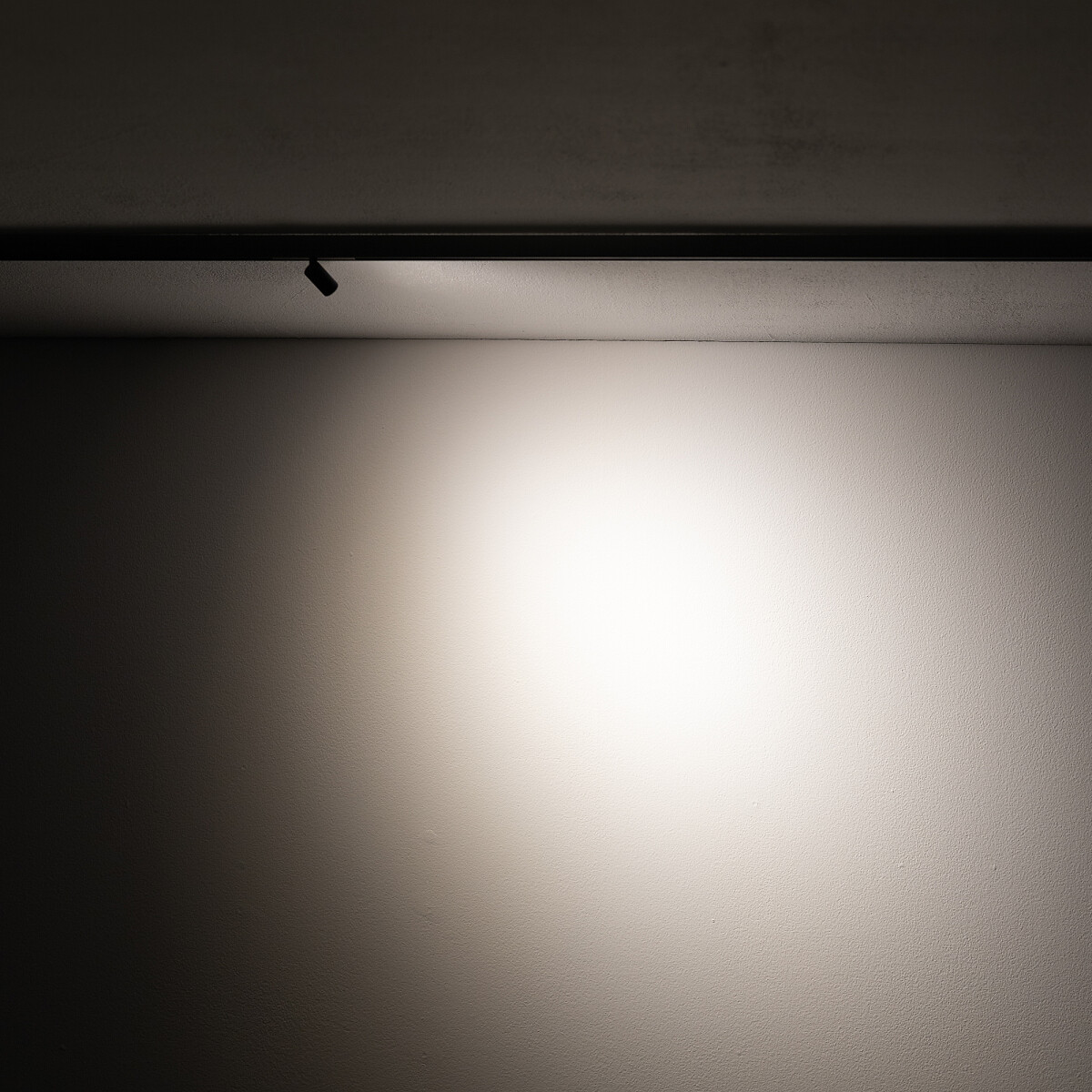 LVM SPOT LED FOR NANO-LVM TRACK SYSTEM Detail 2