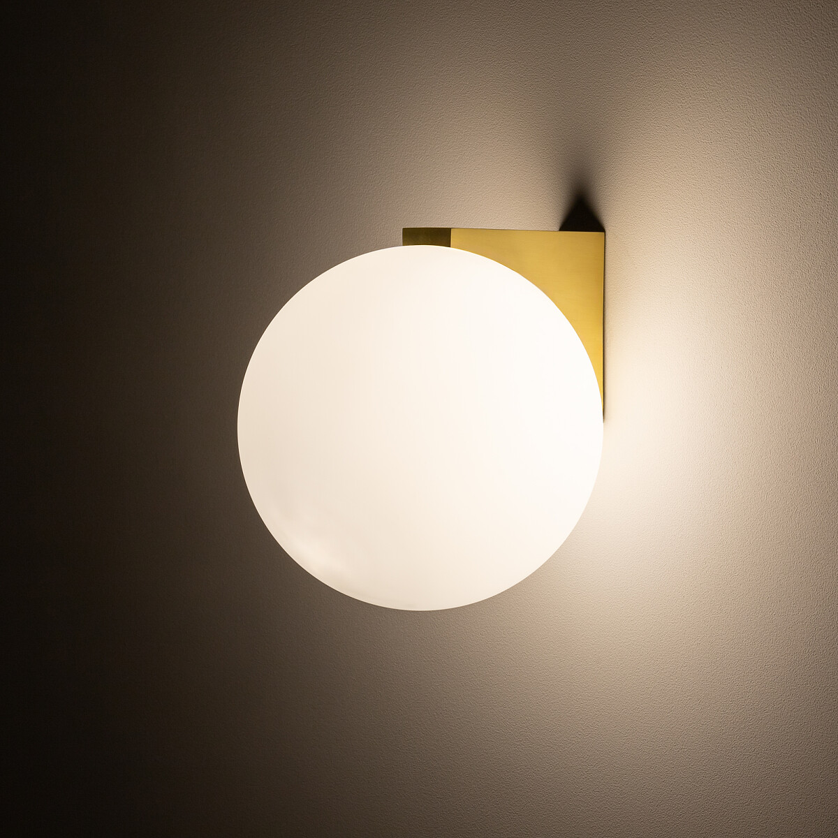 SCONCE ALOE Lifestyle 2