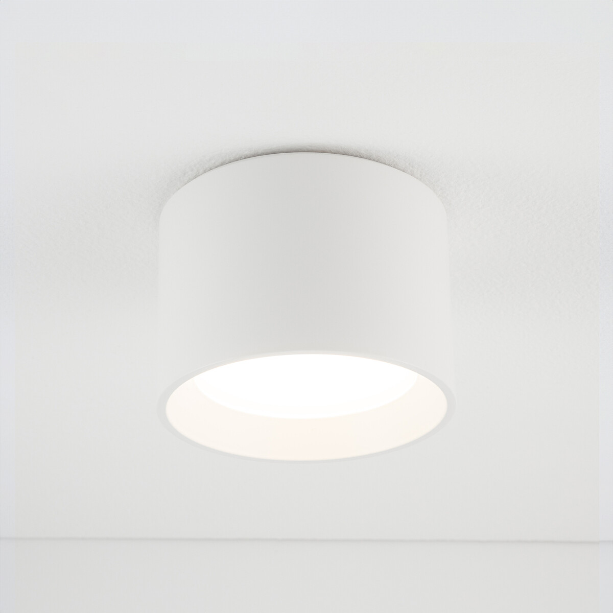 Spot LAMP MAUN Lifestyle 2