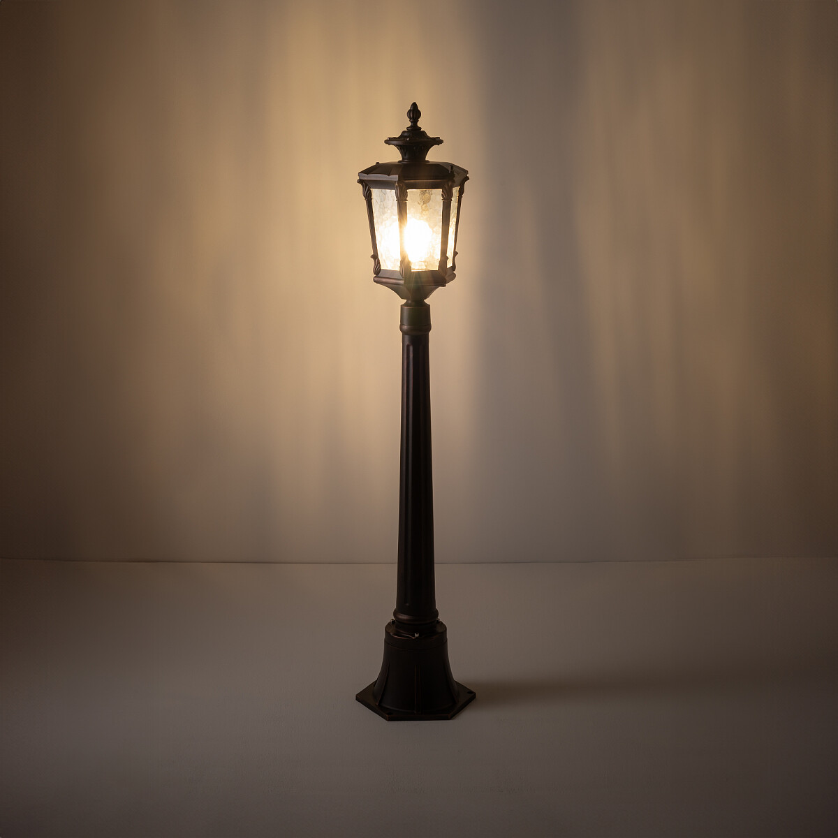STANDING LAMP AMUR I Detail 2