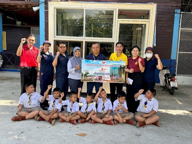 CSR Activity: Donation to Huasamrong School