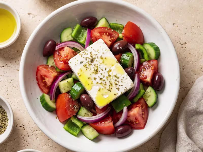 Otantik Horiatiki: Gerçek Köy Usulü Yunan Salatası