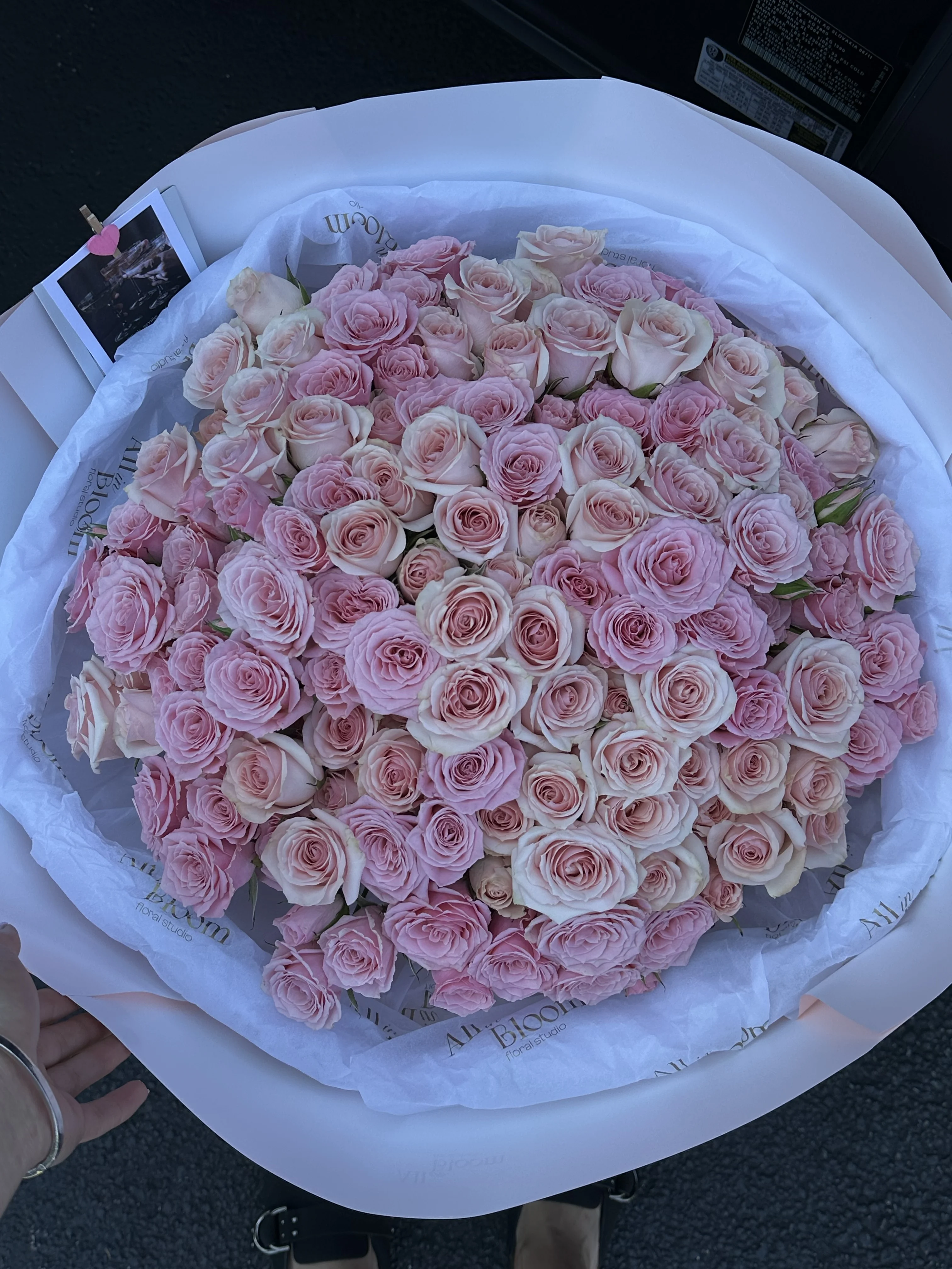 70 Blush Spray Roses Bouquet