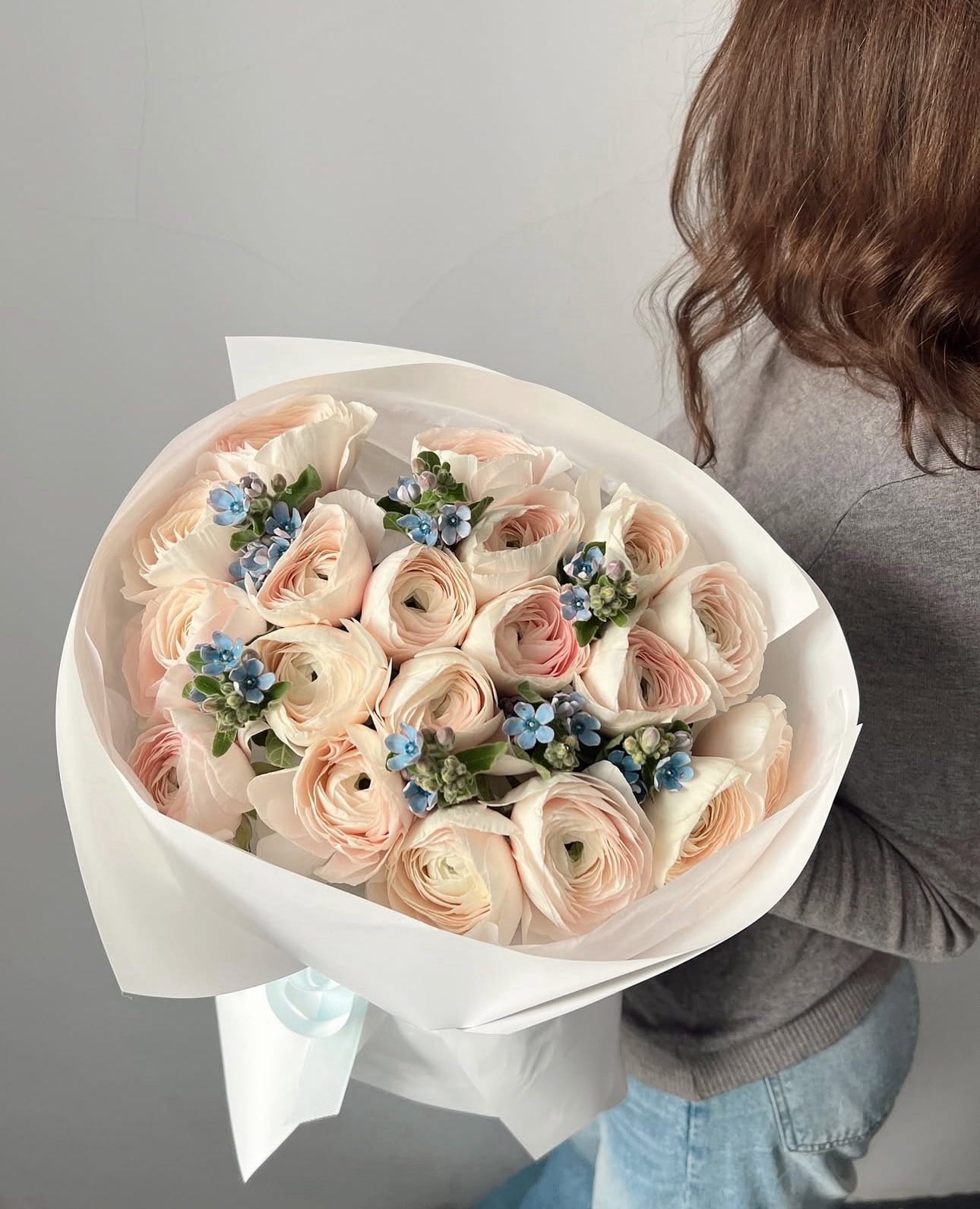 40 Ranunculus & Oxypetalum Bouquet