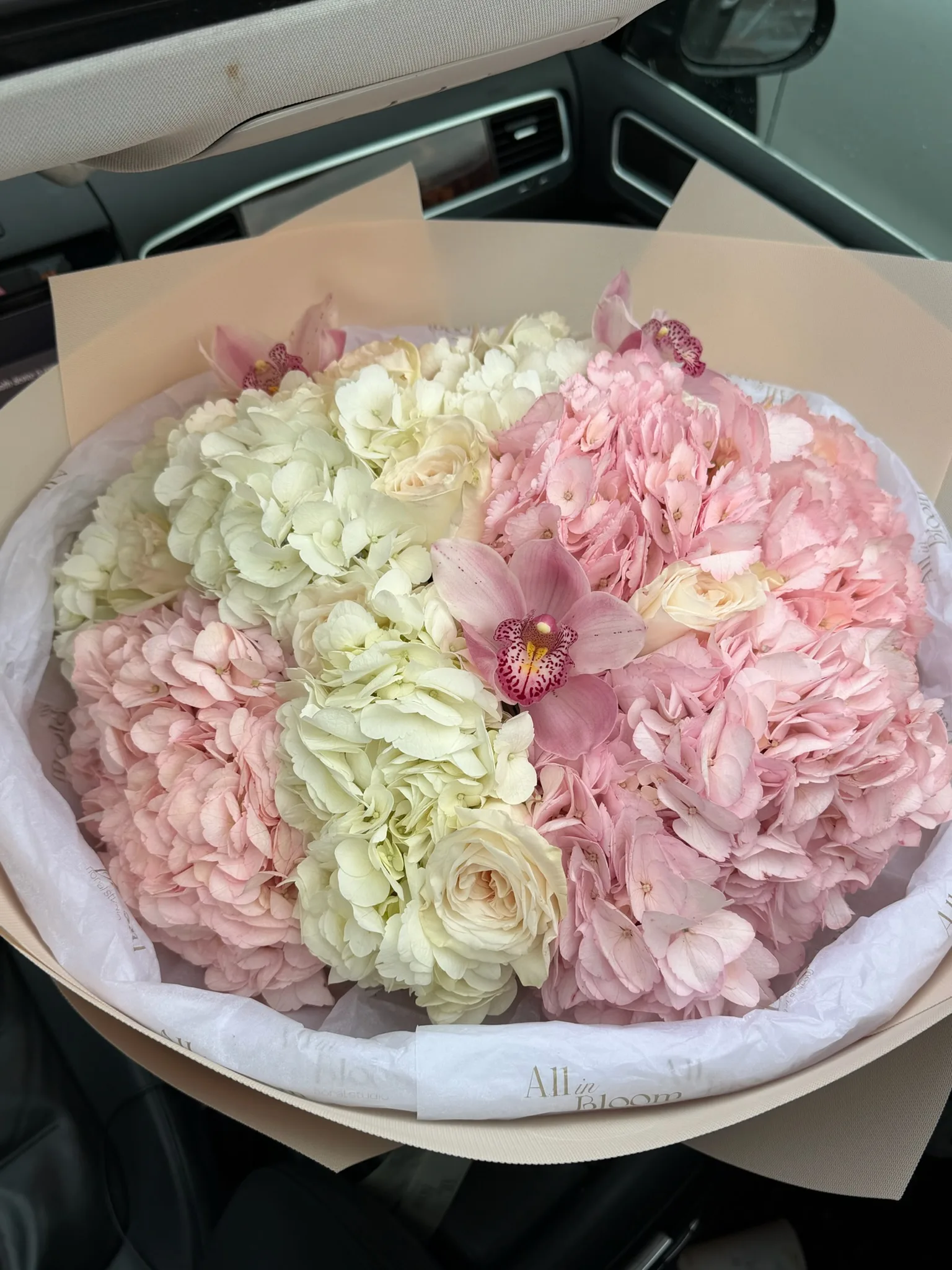 Luxury Hydrangea & O’Hara Rose Bouquet with Cymbidium Orchid