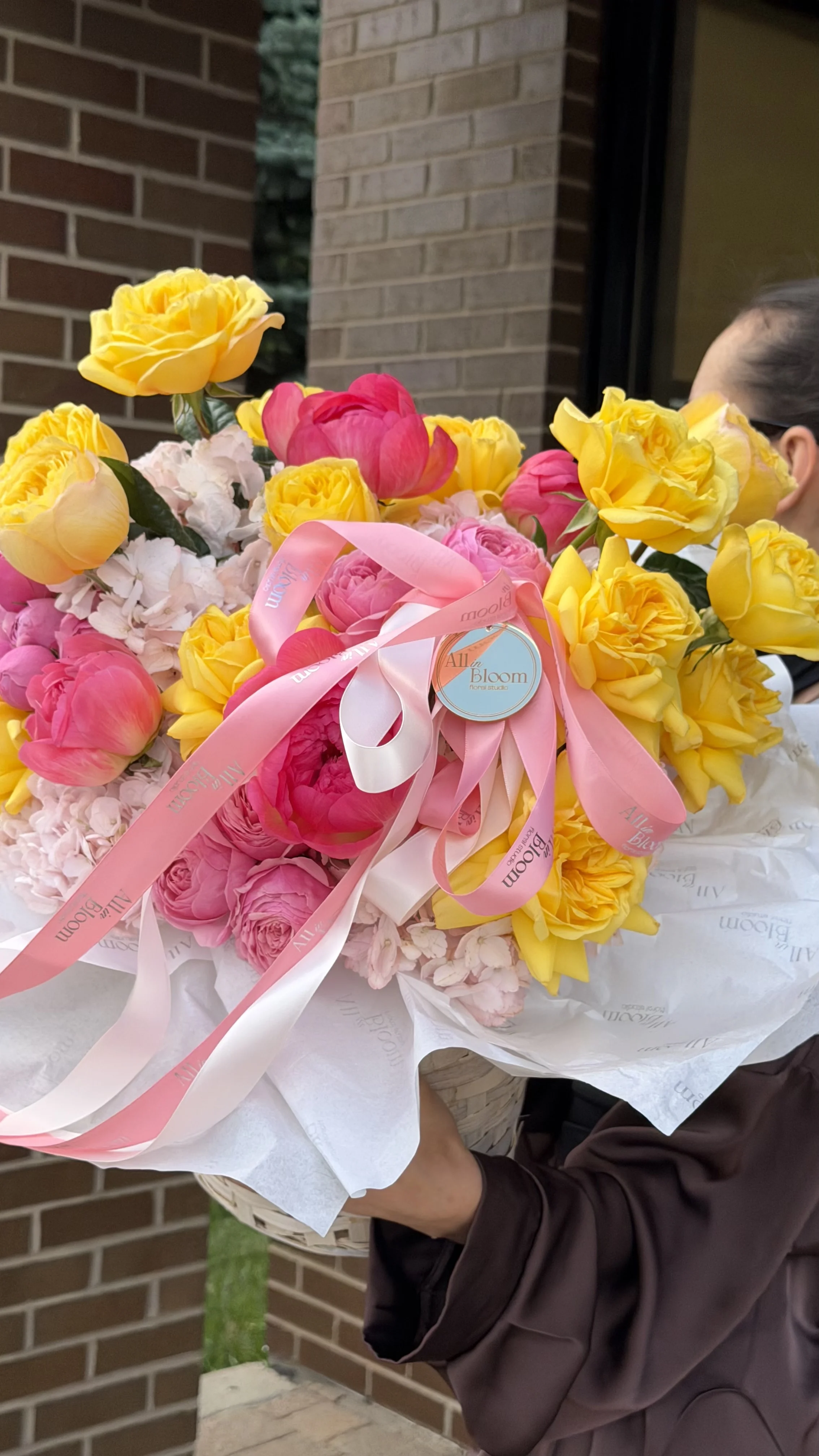 🌸 Golden Peony Bliss Basket