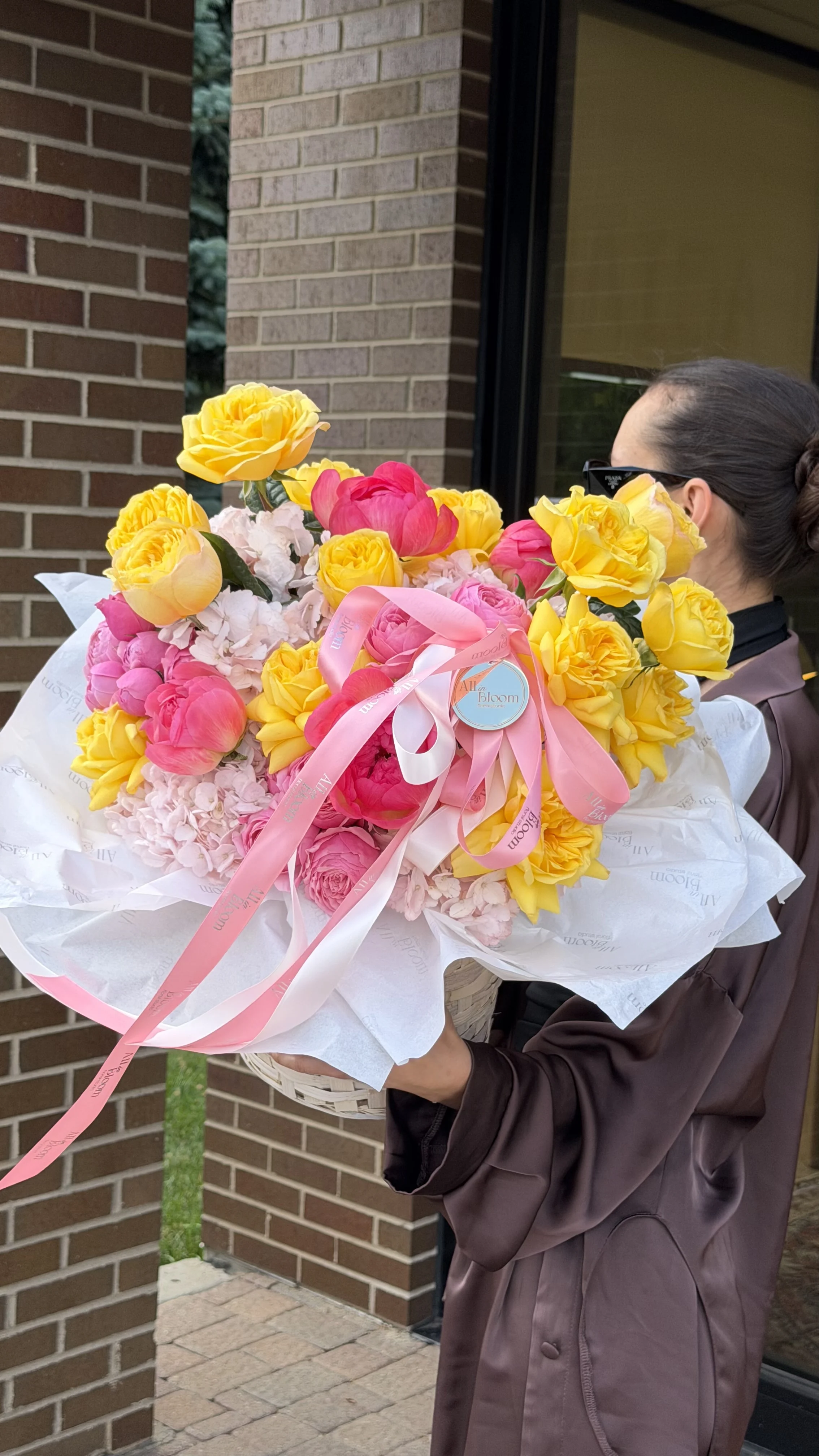 🌸 Golden Peony Bliss Basket