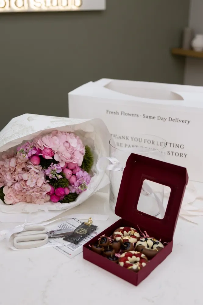 Gift box gallery