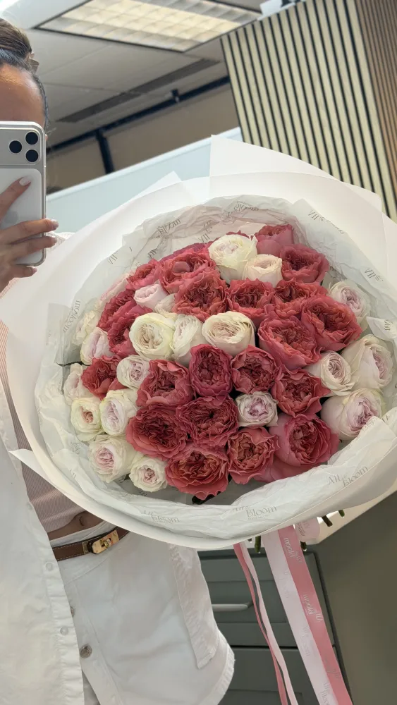 Candy Xpression & Soft Pink-White Roses 🌸