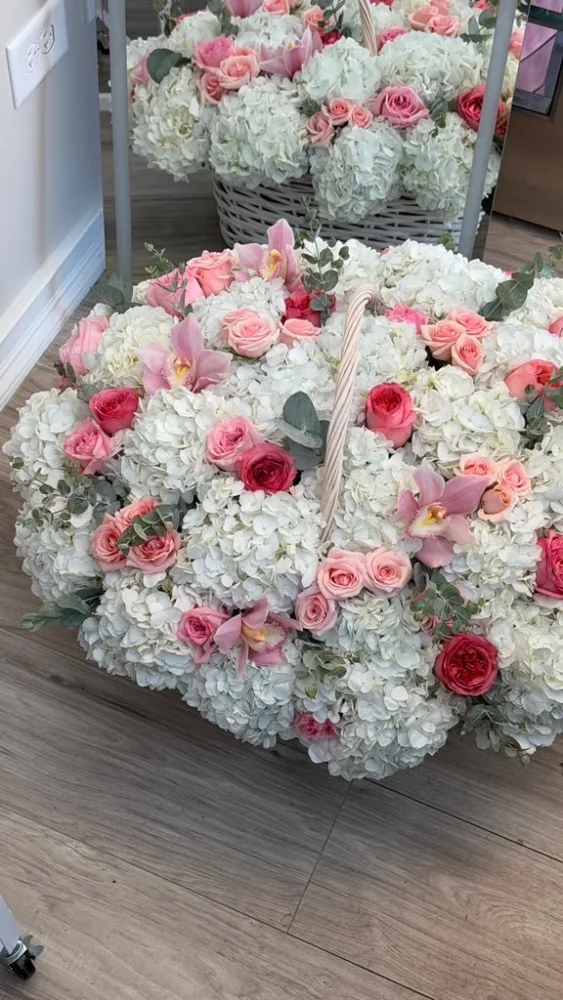 Blush Pink Hydrangea Flower Basket 🌸