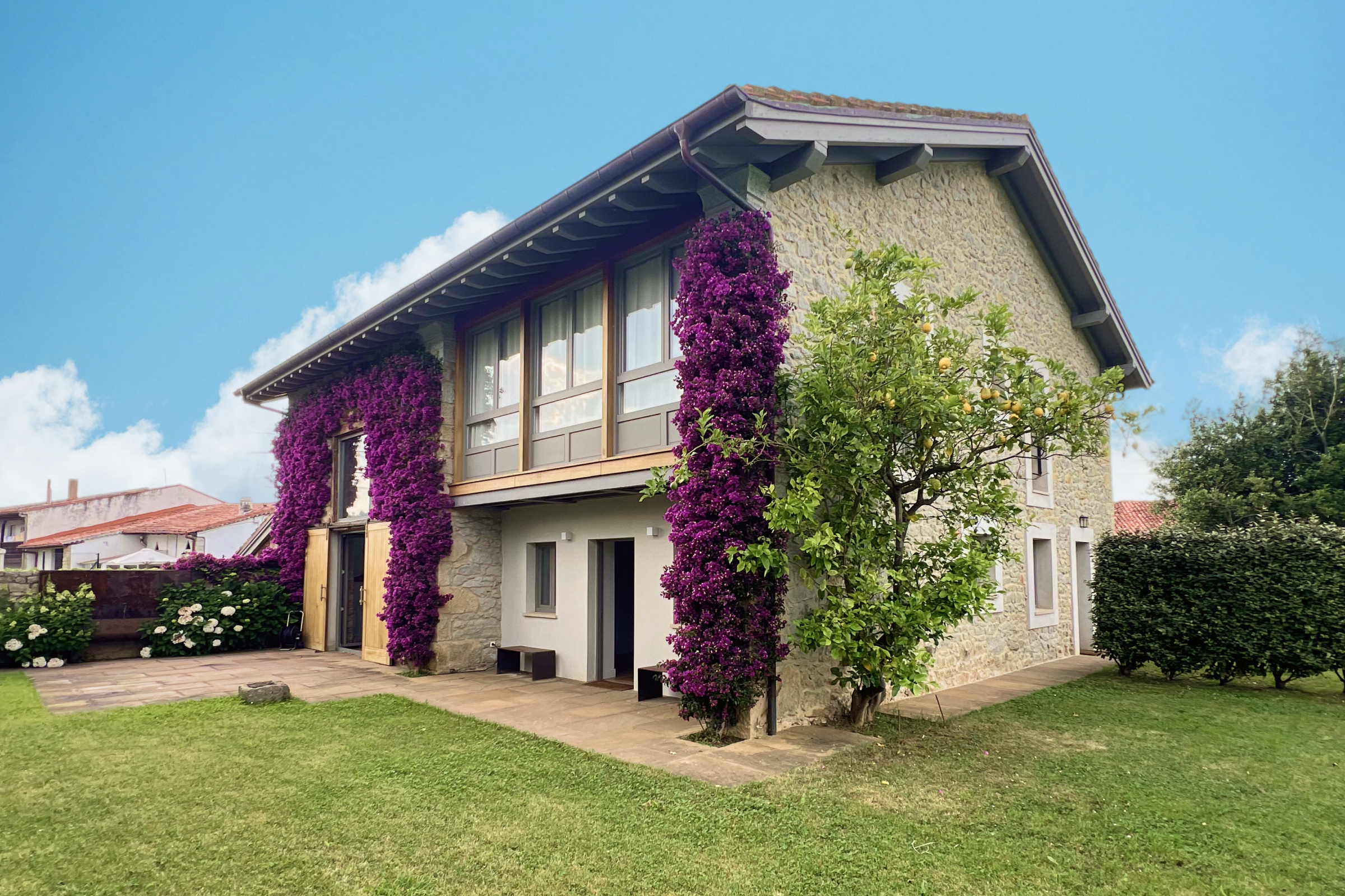 Casa Abaña