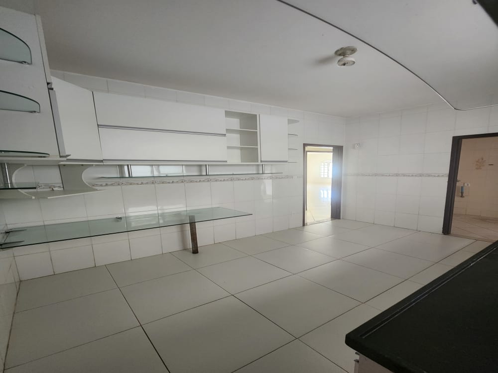 Rua do Lagarto Azul,141 - Itapuã