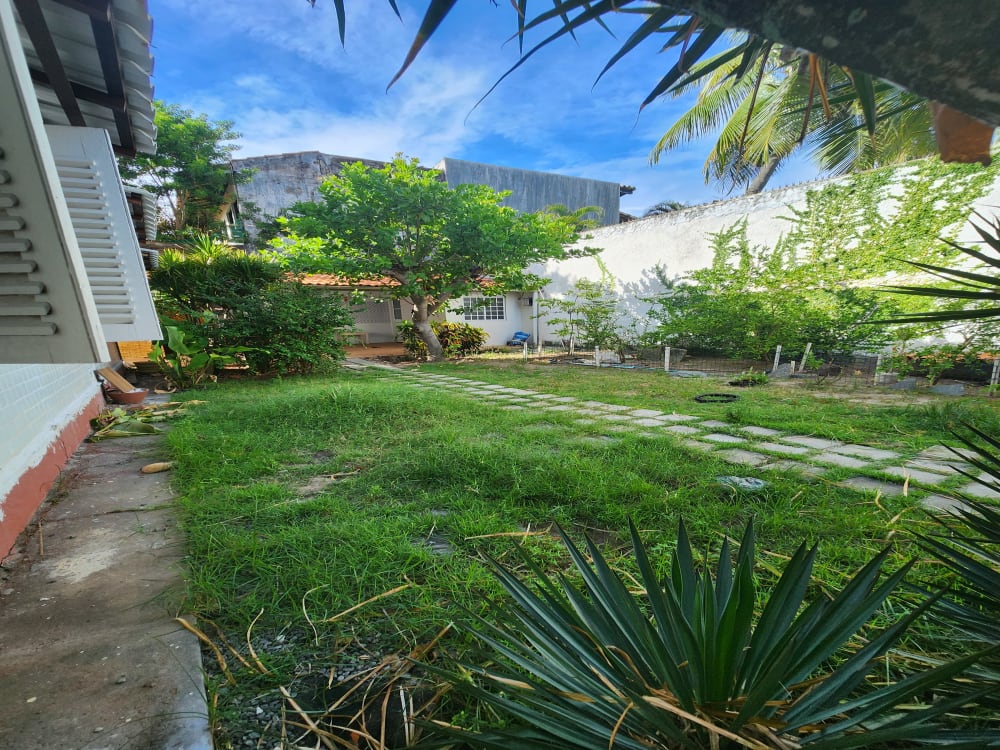Rua do Lagarto Azul,141 - Itapuã