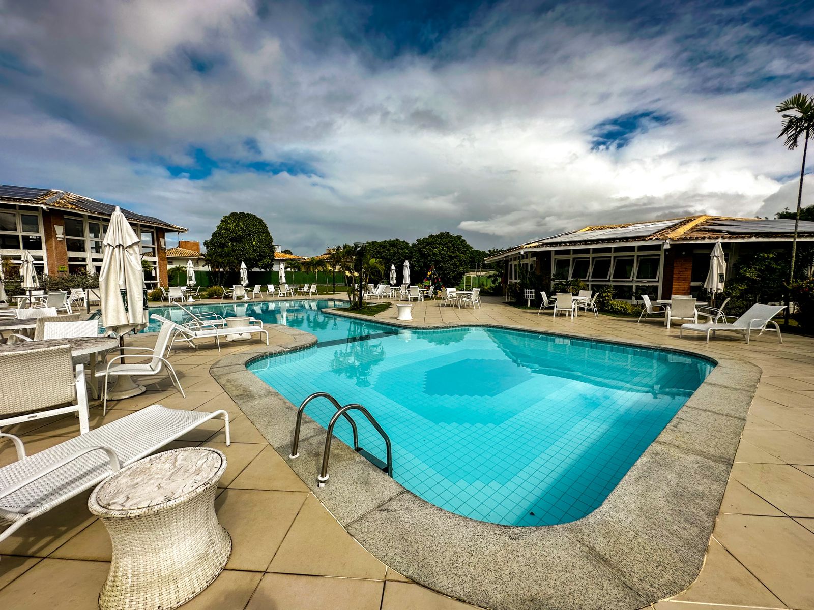 Rua Passárgada,586 - Itapuã