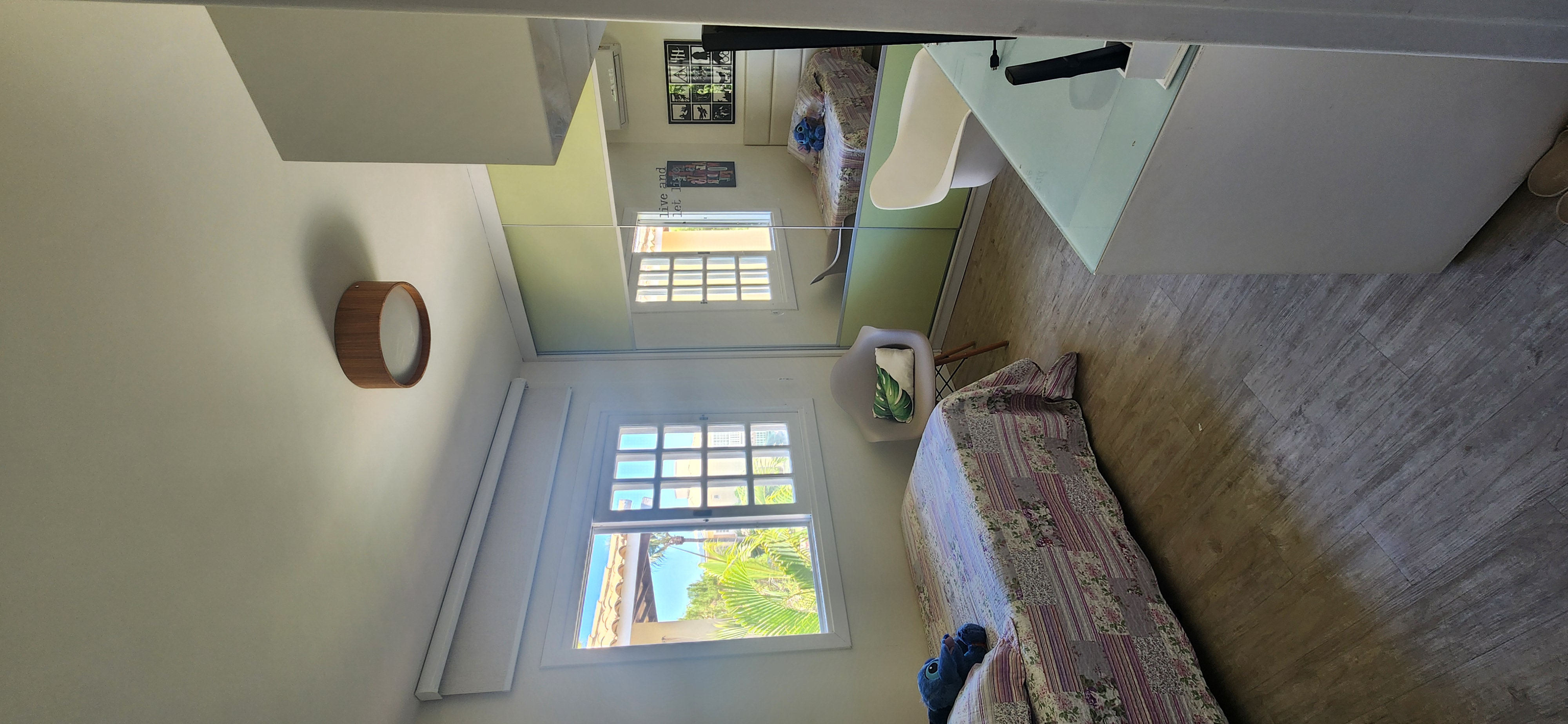 Rua Passárgada,586 - Itapuã