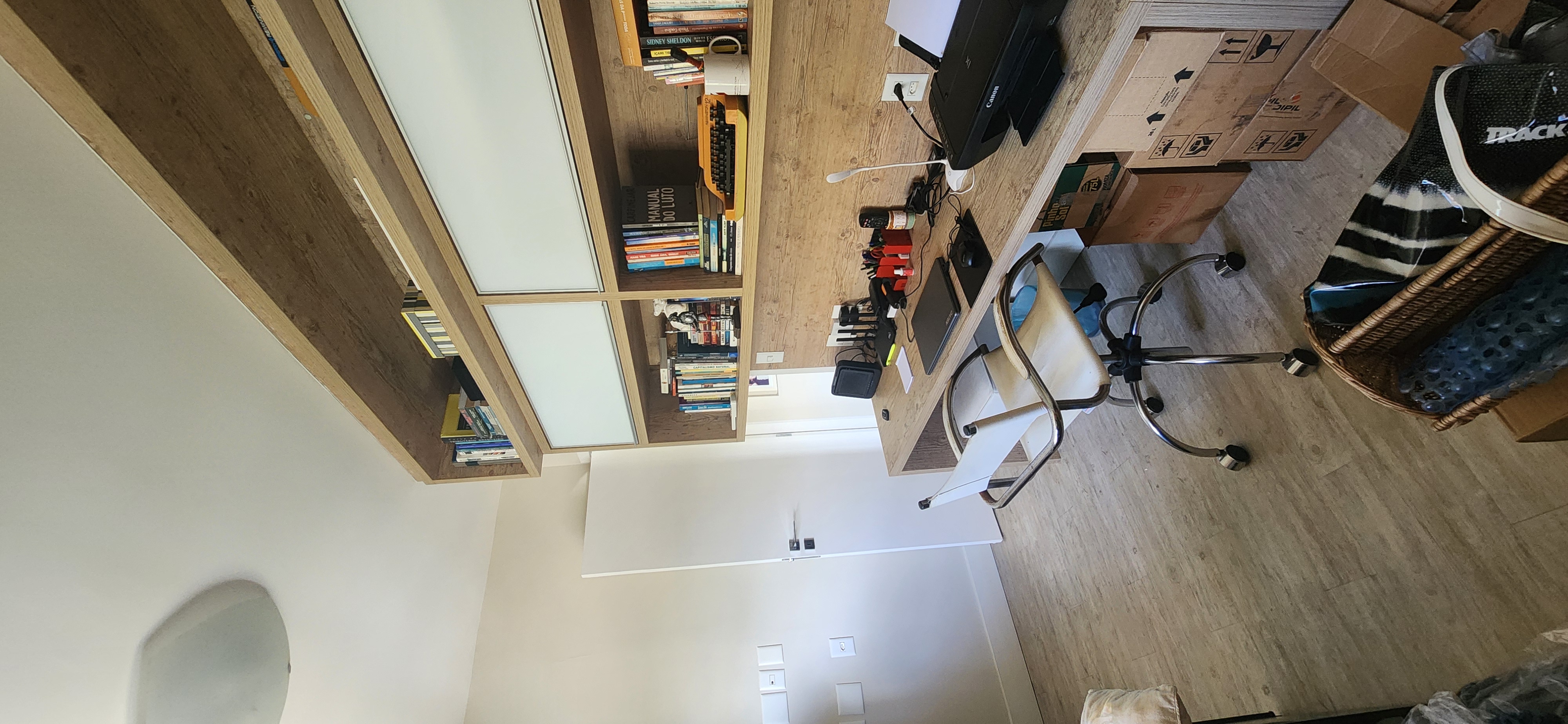 Rua Passárgada,586 - Itapuã