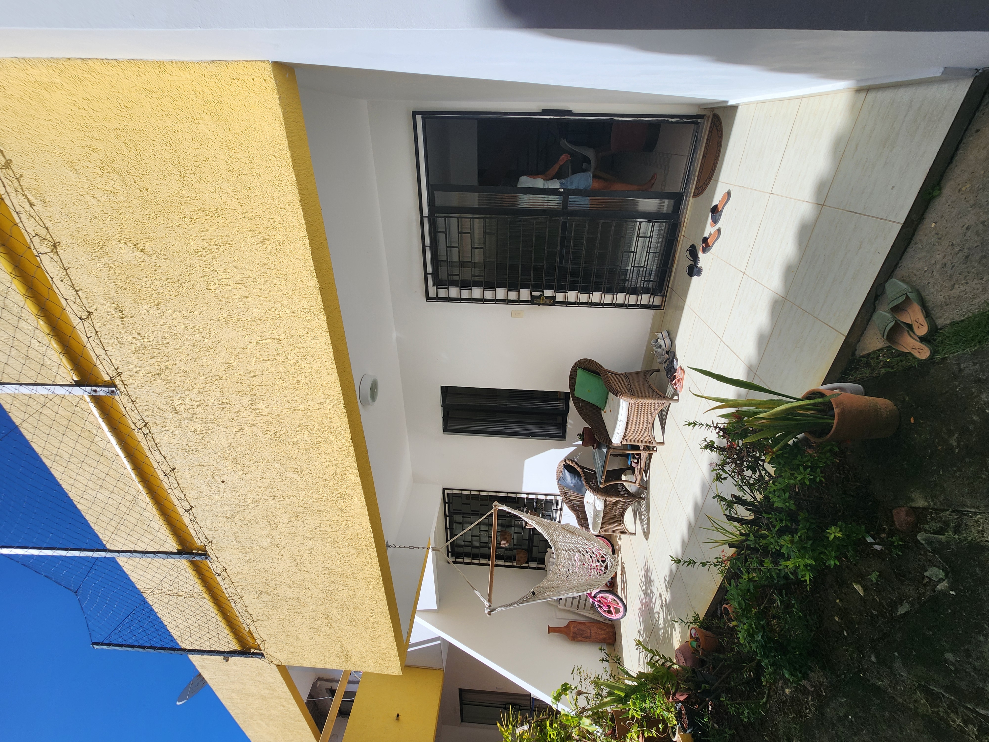Rua General Severino Filho,272 - Itapuã