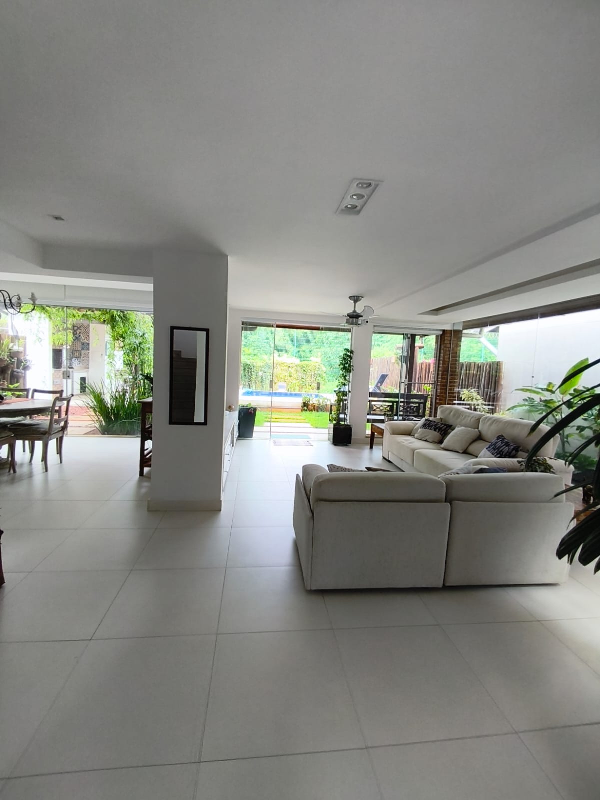 Alameda Passárgada,866 - Itapuã