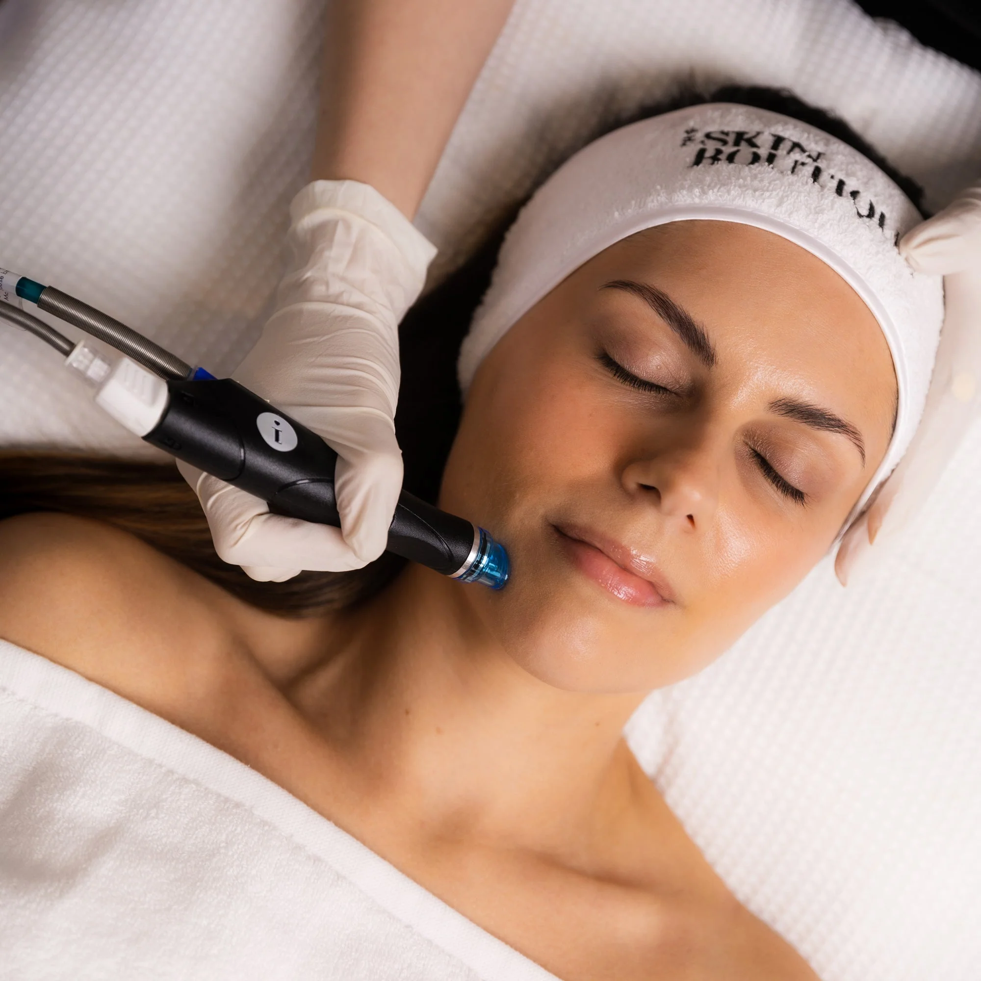 Facial Hydrafacial