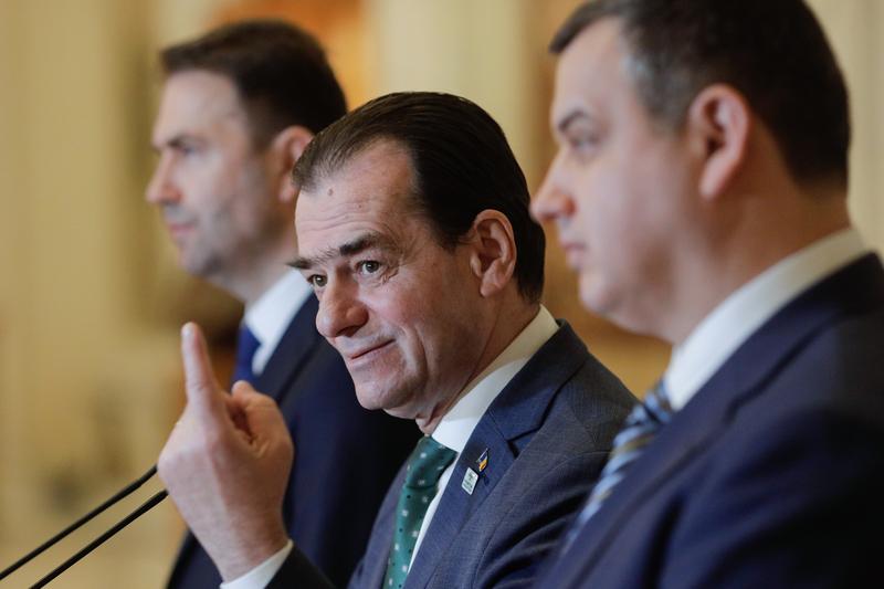 Cătălin Drulă, Ludovic Orban și Eugen Tomac, liderii alianței Dreapta Unită Foto: Inquam Photos / George Călin