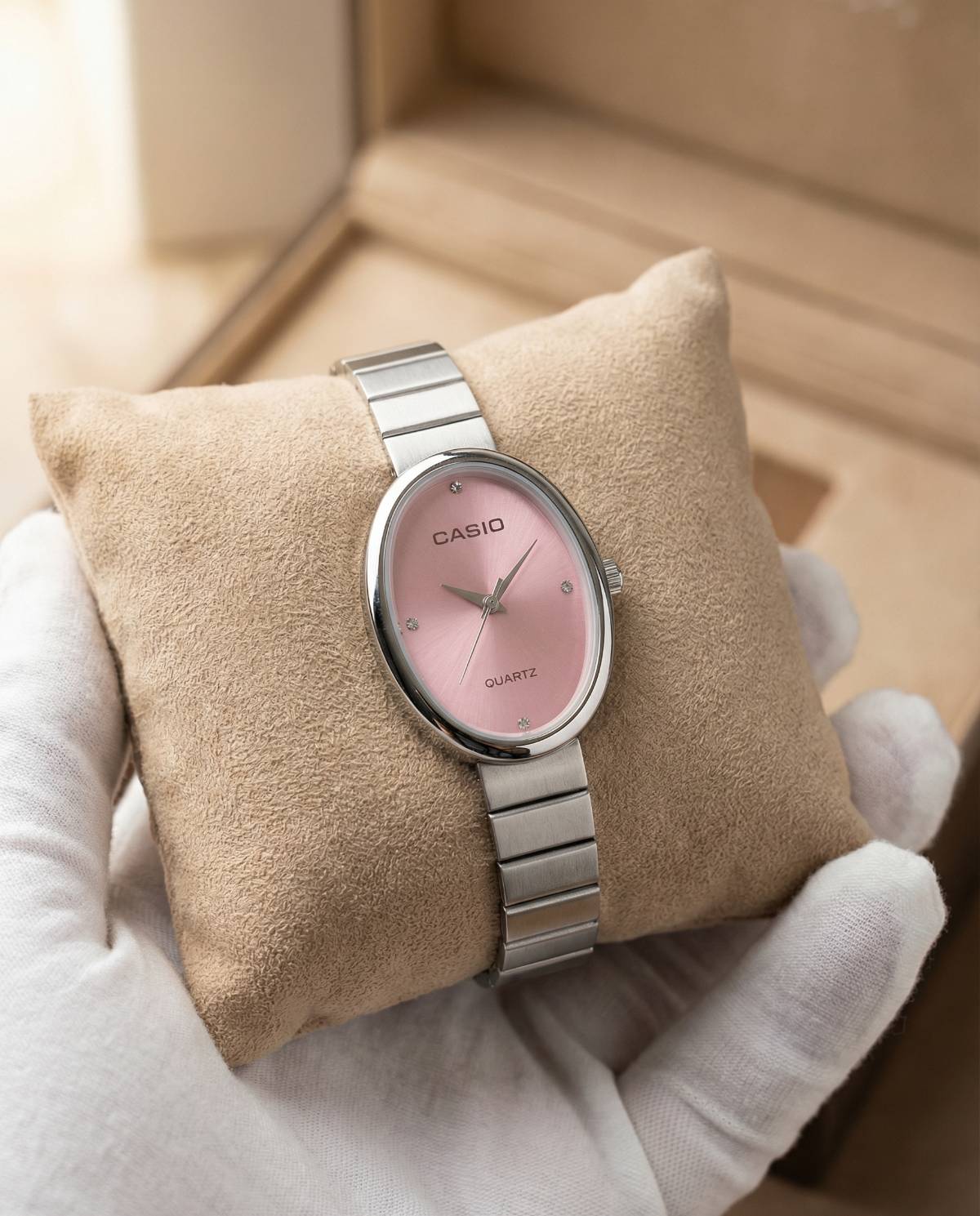 Casio Quartz Oval Watch