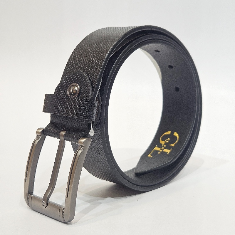 How to Choose the Perfect Belt for Every Outfit