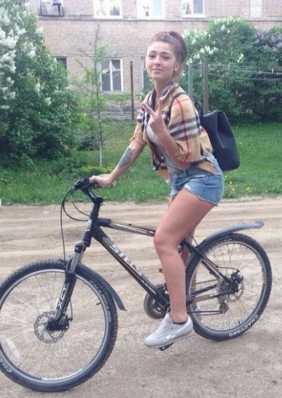 Телеведущая Настя Ивлеева