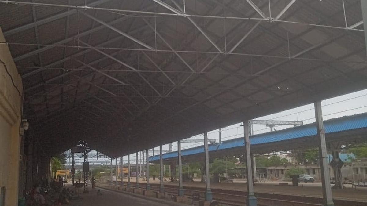 Preserve historic platform built in 1861 at Nagapattinam railway station as a heritage structure: rail users