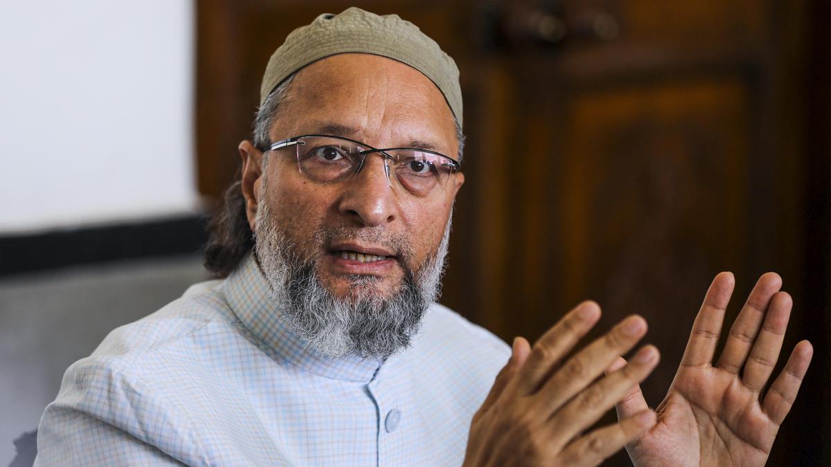 Owaisi demands Permanent Residence Certificate to help Telangana electors in SIR process