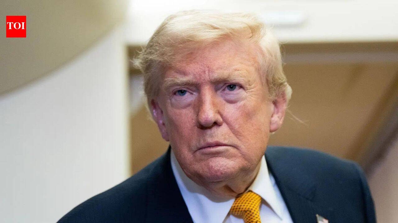 '1,000 missiles aimed at Iran': Trump warns 'orders given' if Tehran tries to assassinate him