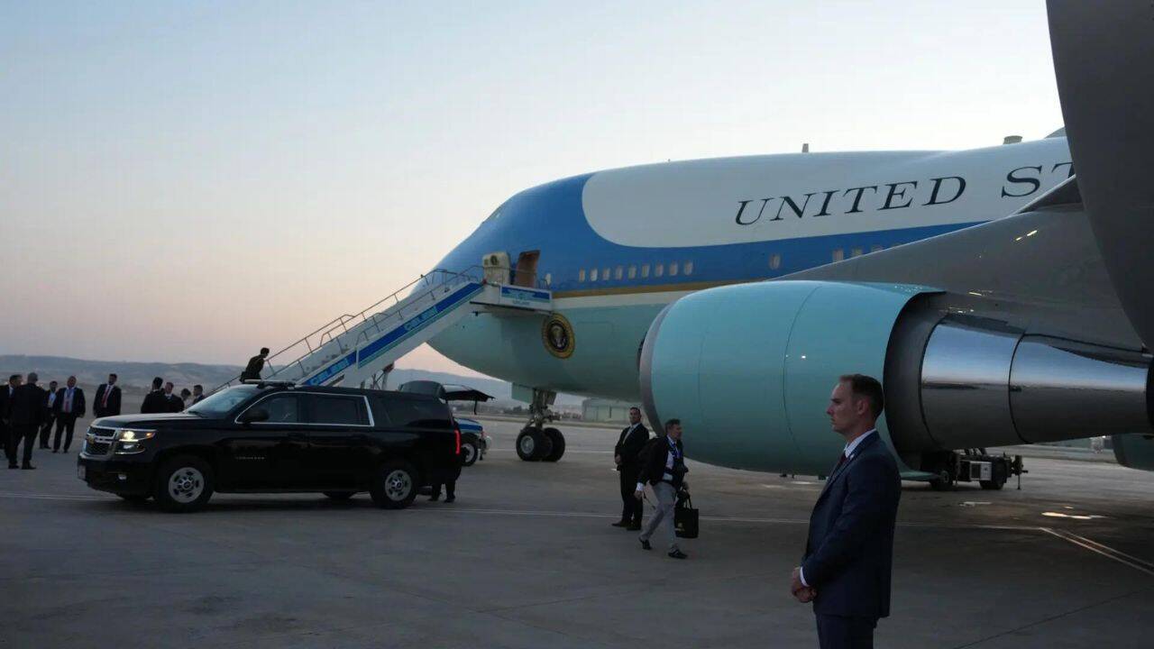 Air Force One 'switch' report lands NYT reporters in Trump's crosshairs, served subpoenas