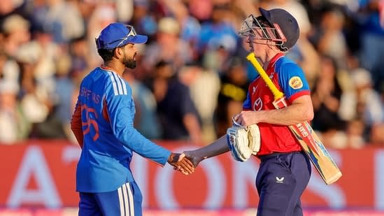 Stuck in traffic? Toss delayed after the Indian team arrives late at the Ageas Bowl for the 5th and last T20I