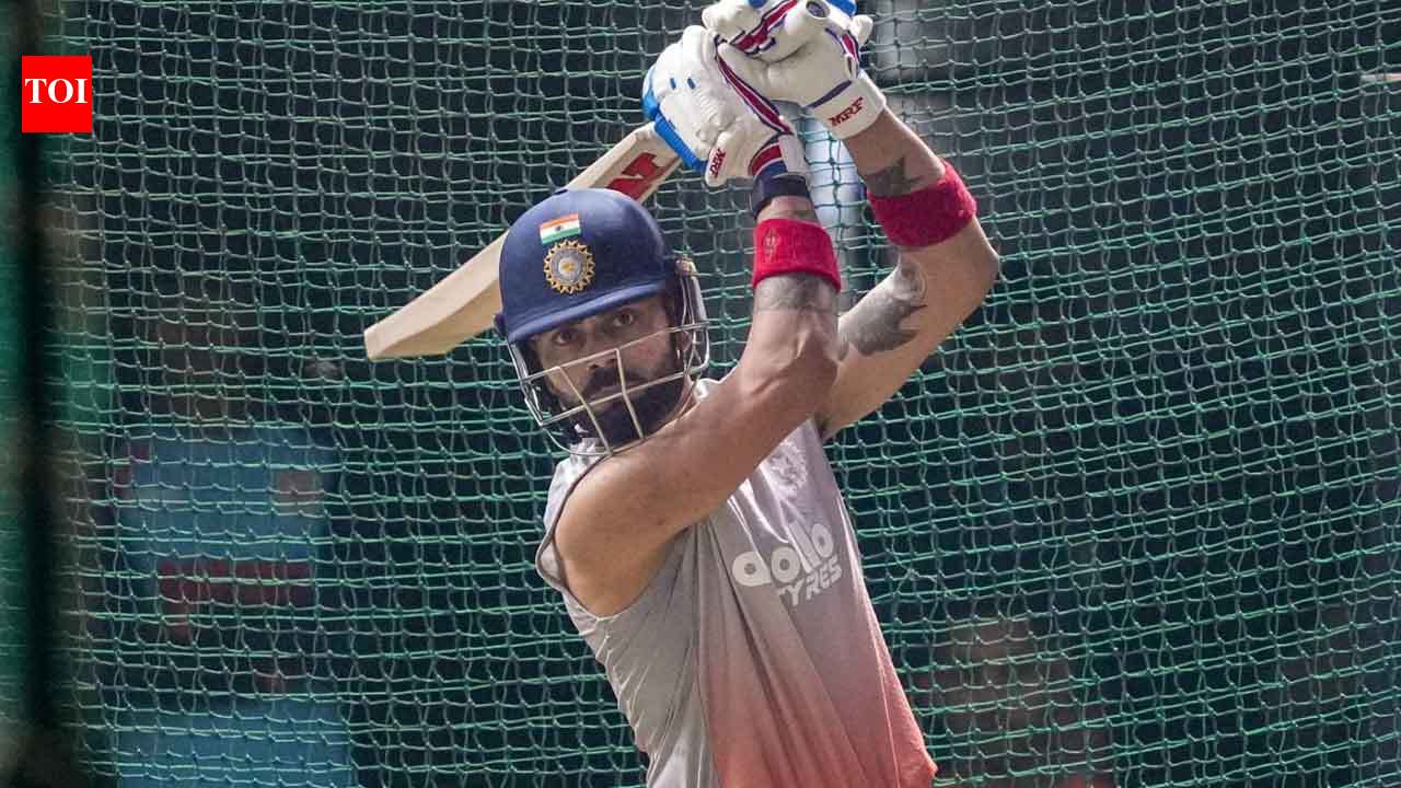 India hit the ground running with Kohli, Gill holding a lengthy conversation