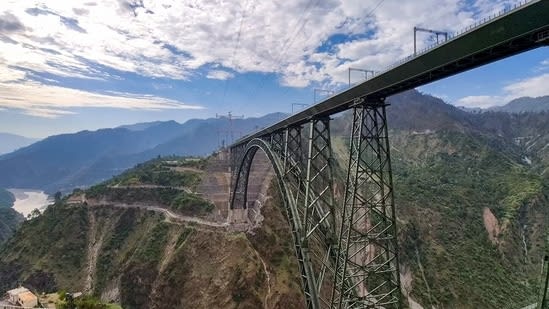 Amarnath pilgrims pause to admire a manmade wonder: World's highest railway arch bridge on the Chenab | Video
