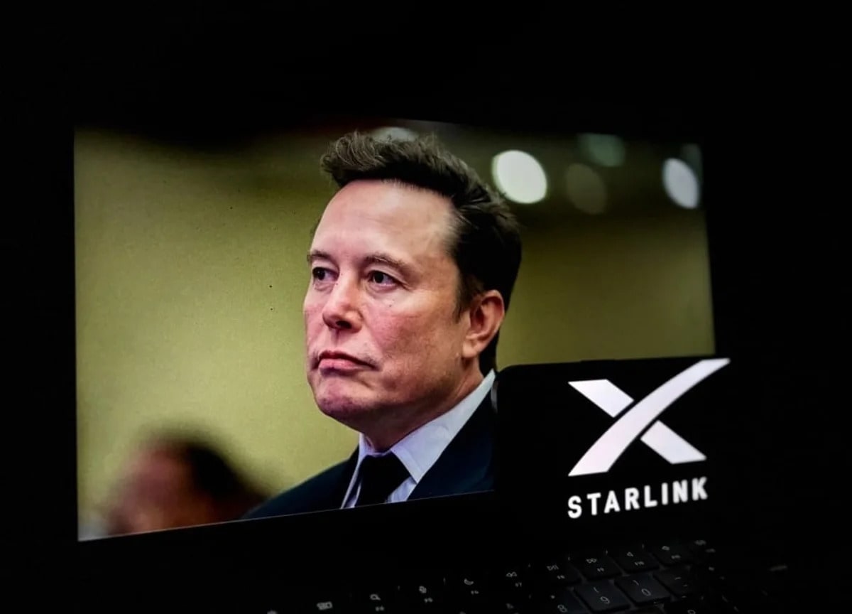Elon Musk Confirms Starlink Can Deliver Reliable 10 Gigabit-a-Second Upload and Download Speeds Anywhere On Earth