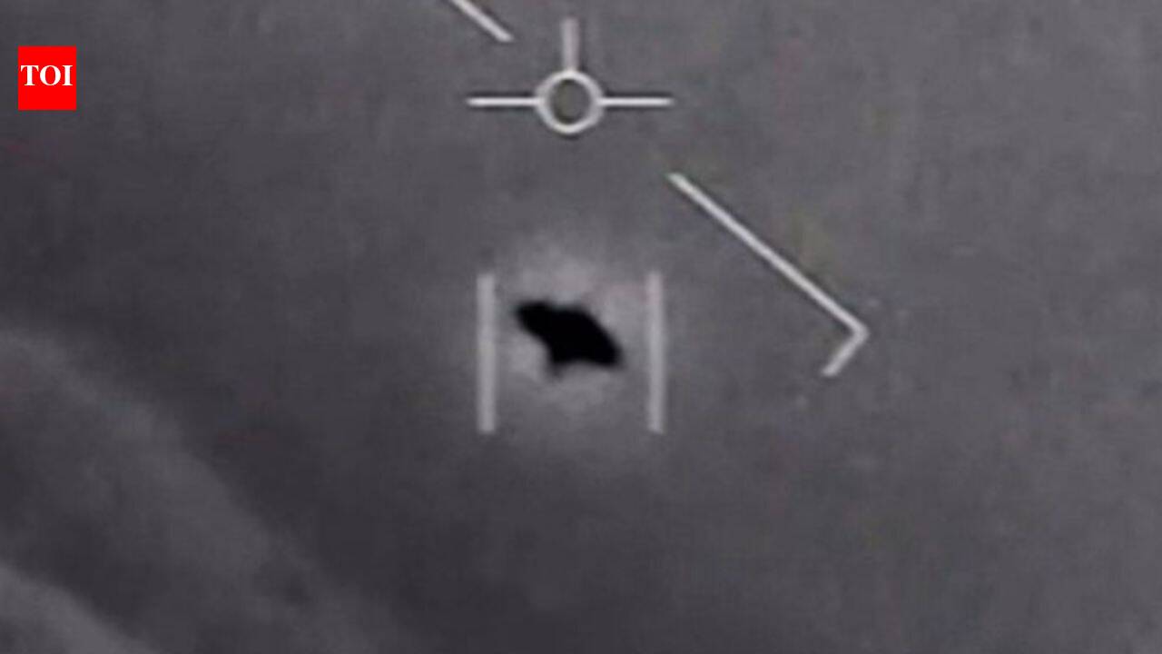 How a routine US Navy training mission became a famous UFO case