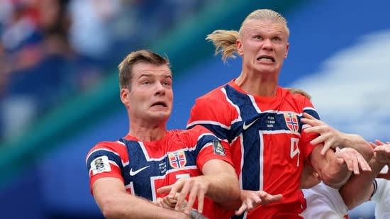 Fact check: Did Haaland unfollow Sorloth on Instagram after Norway's World Cup exit?