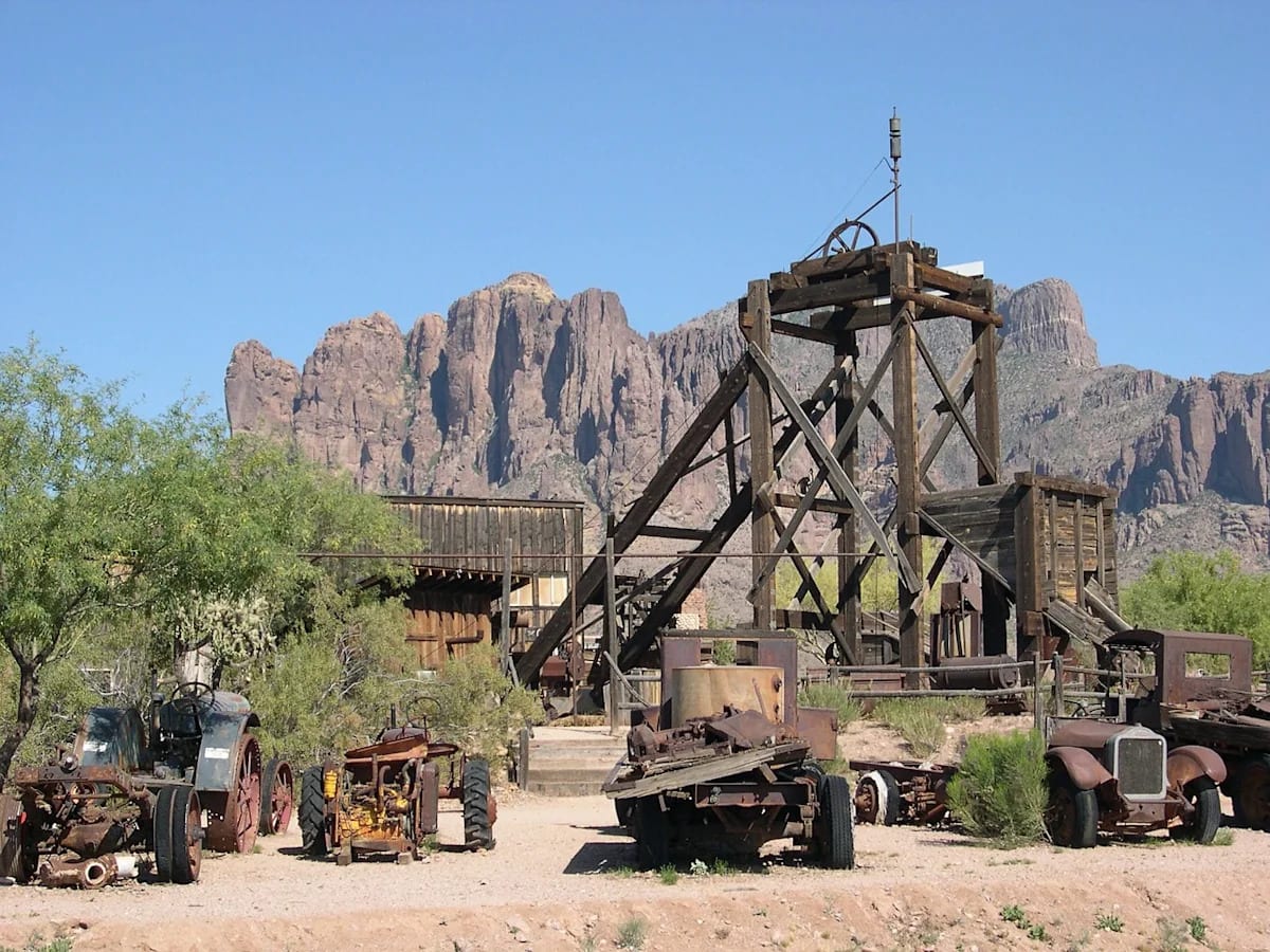 Is Agnico Eagle Mines (AEM) One of the Best Large Cap Stocks to Buy According to Analysts?