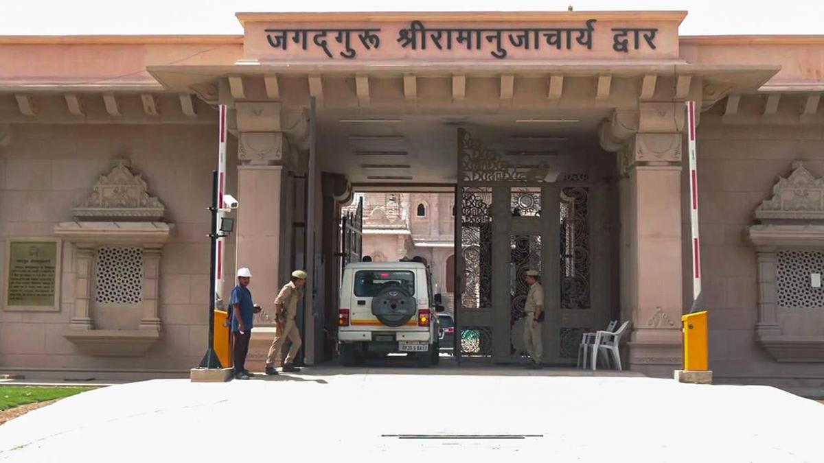 CJI-led Bench to hear pleas on Ram Temple donation embezzlement case | LIVE