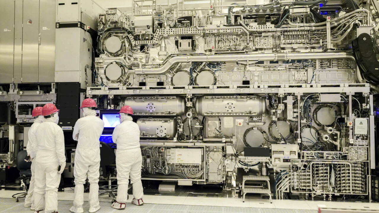 China close to cracking code of tech that controls the world - all about EUV machine