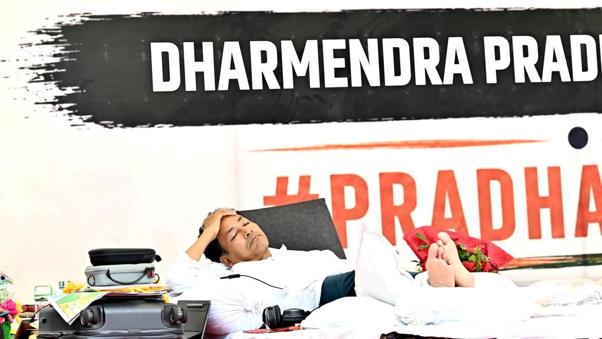Uddhav backs CJP and Sonam Wangchuk's protest, urges activist to end fast