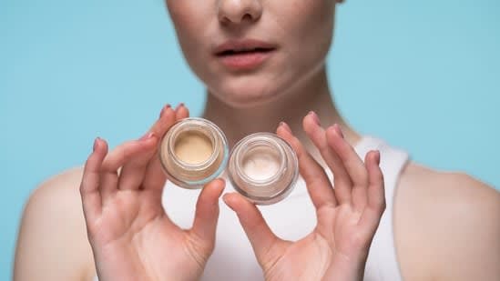 Skin tint vs foundation: Which one to choose as per skin type? Try these 4 top picks