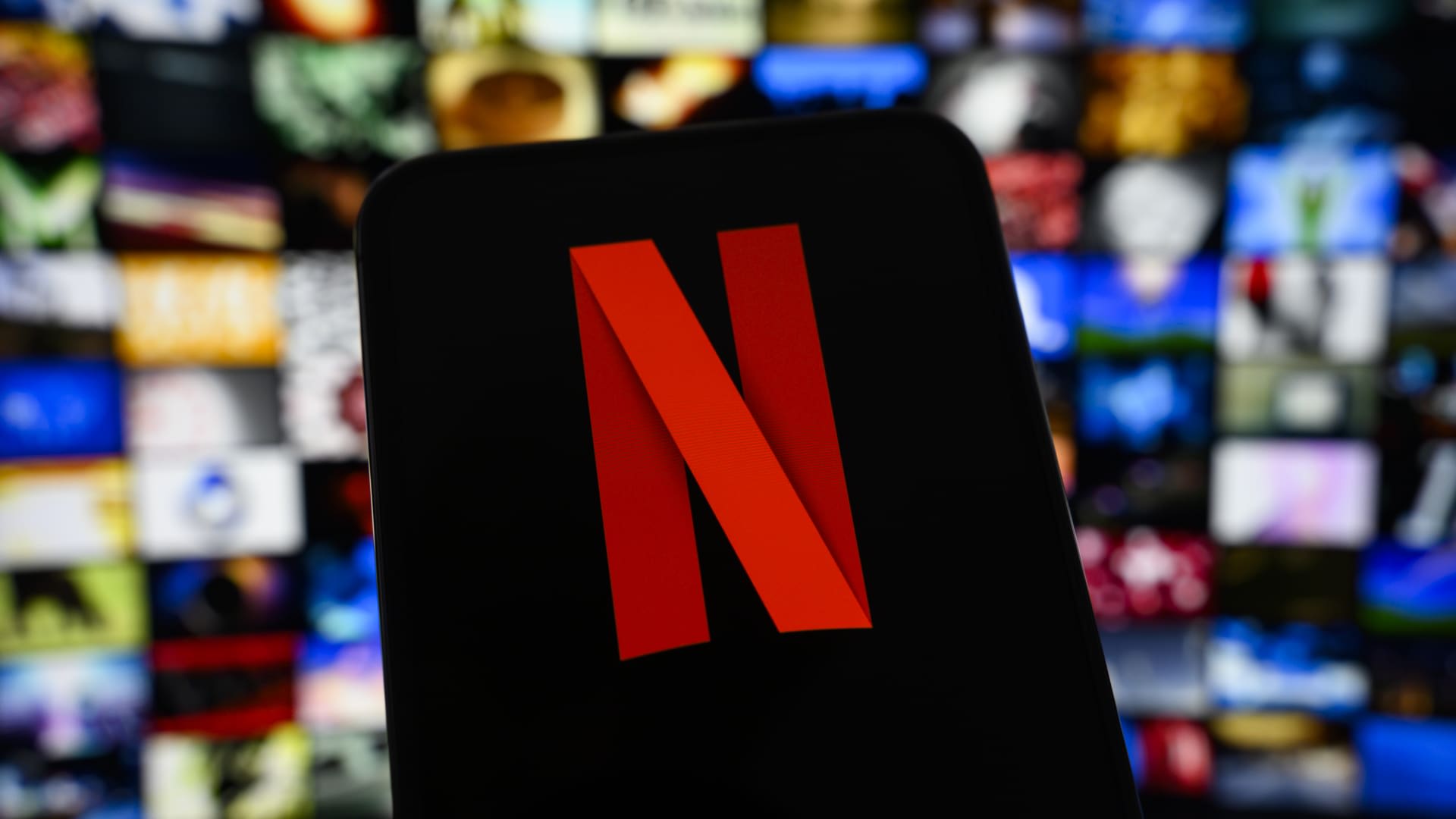 Traders are betting on a comeback quarter for Netflix