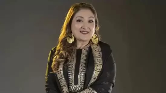 Why does Sunita Ahuja swear a lot despite being so religious? Says, ‘kaun si aurat gaali nahi deti hai?’