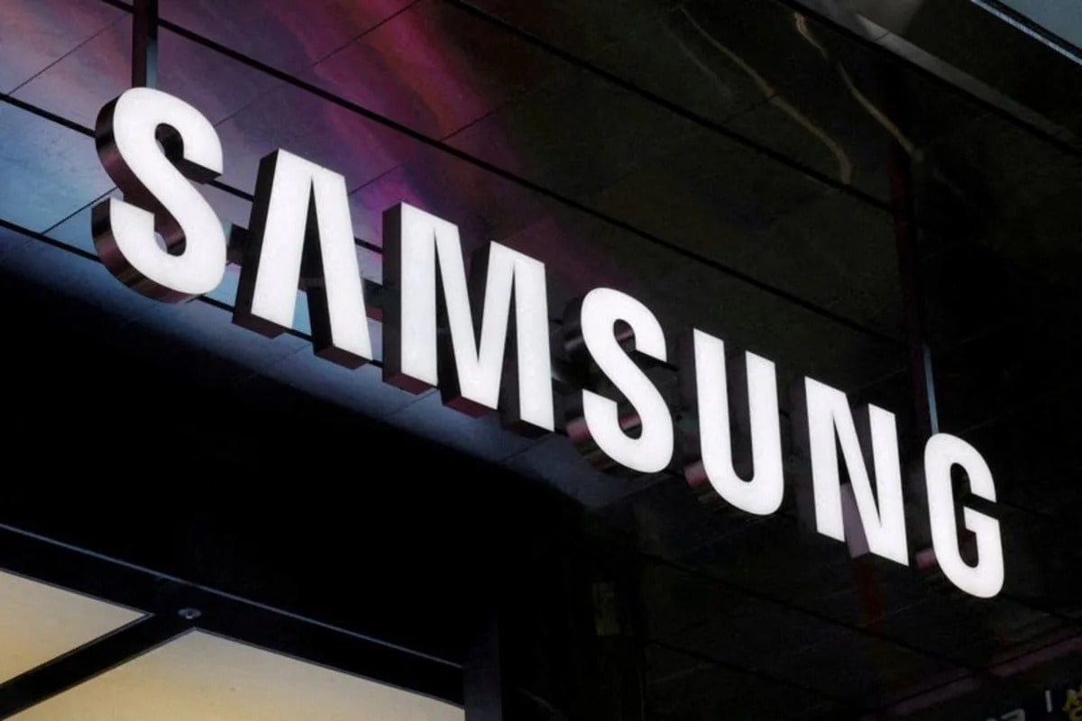 Samsung Electronics denies report that it is exploring US listing