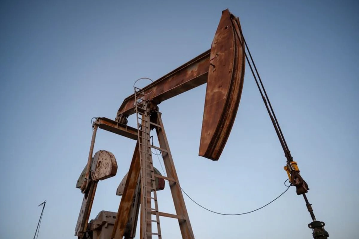 Morning Bid: Oil boils