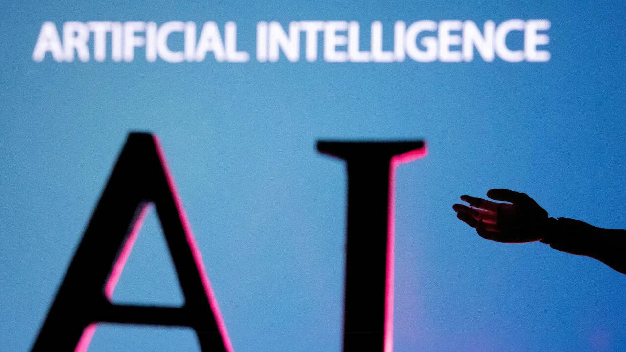 Top computer scientist: ChatGPT, Claude and Gemini don't understand a word they say