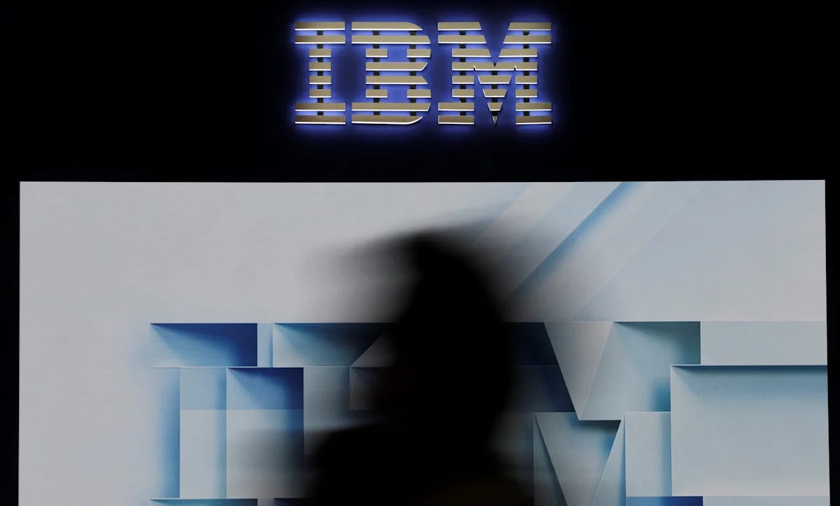 IBM stock crashes after major warning -- here's what Wall Street is doing next