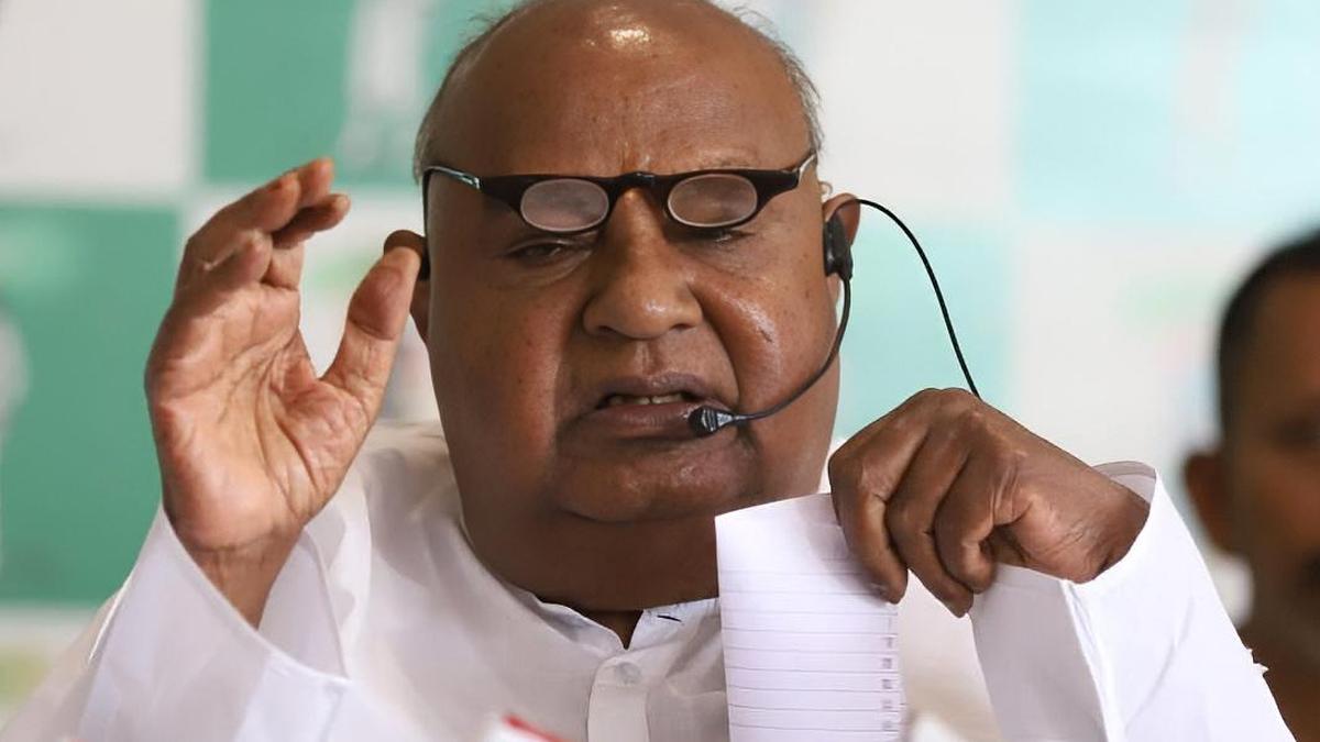 Congress mobilising funds through Bidadi project: Deve Gowda